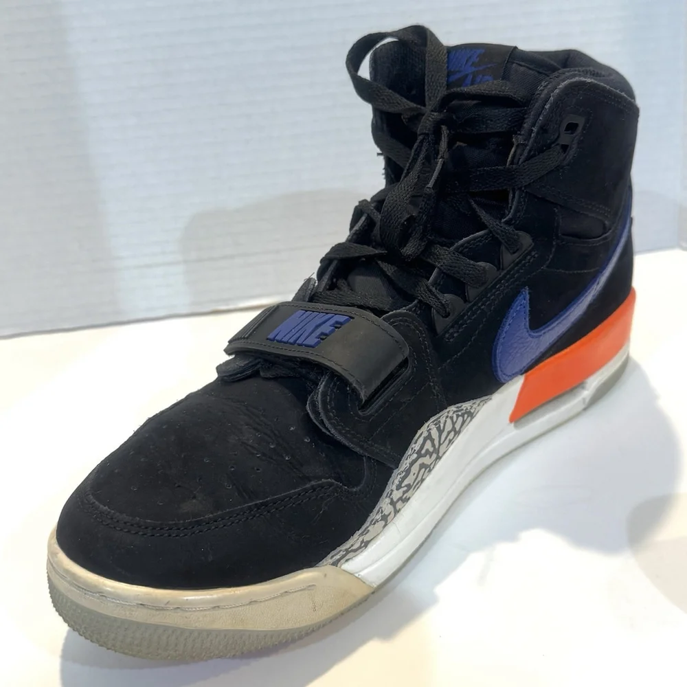 Nike Air Jordan Legacy 312 Knicks Sneaker Size:11 AV3922-048 Black Blue Orange